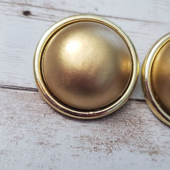 Vintage Clip On Earrings - Domed Matte Gold Tone Center with Gold Tone Halo - Picture 5 of 6